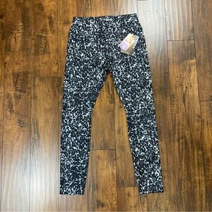 Avia Printed Legging Animal Energy Black Gray White Girls Size XXL (18) NEW NTW.